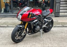 TRIUMPH SPEED TRIPLE 1200RR