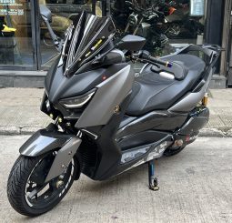 YAMAHA XMAX