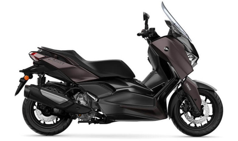 Yamaha XMAX 2025 full